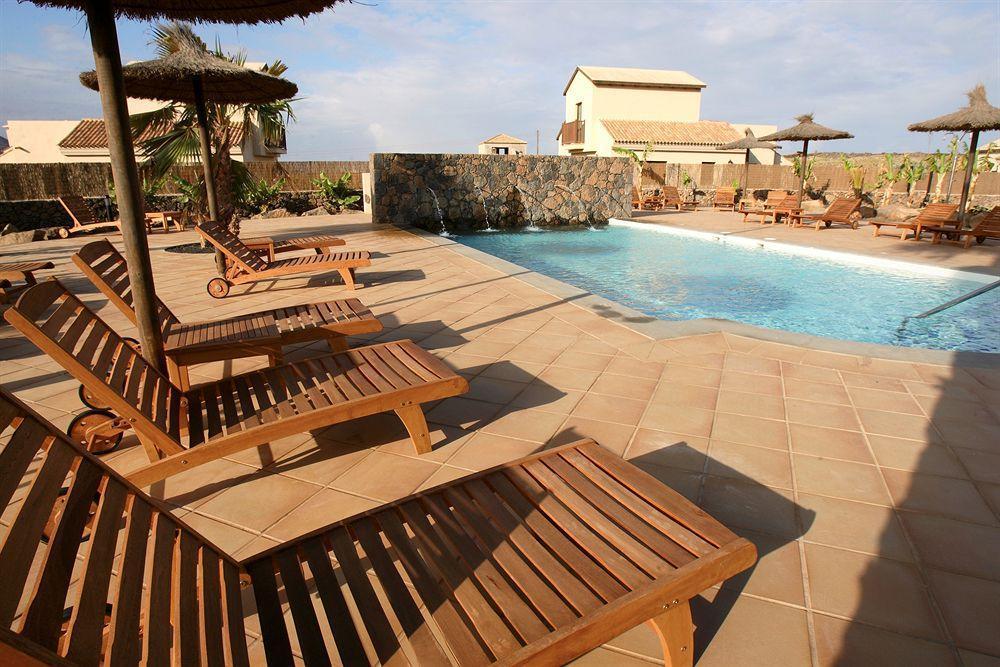 Villas Oasis Casa Vieja La Oliva Esterno foto