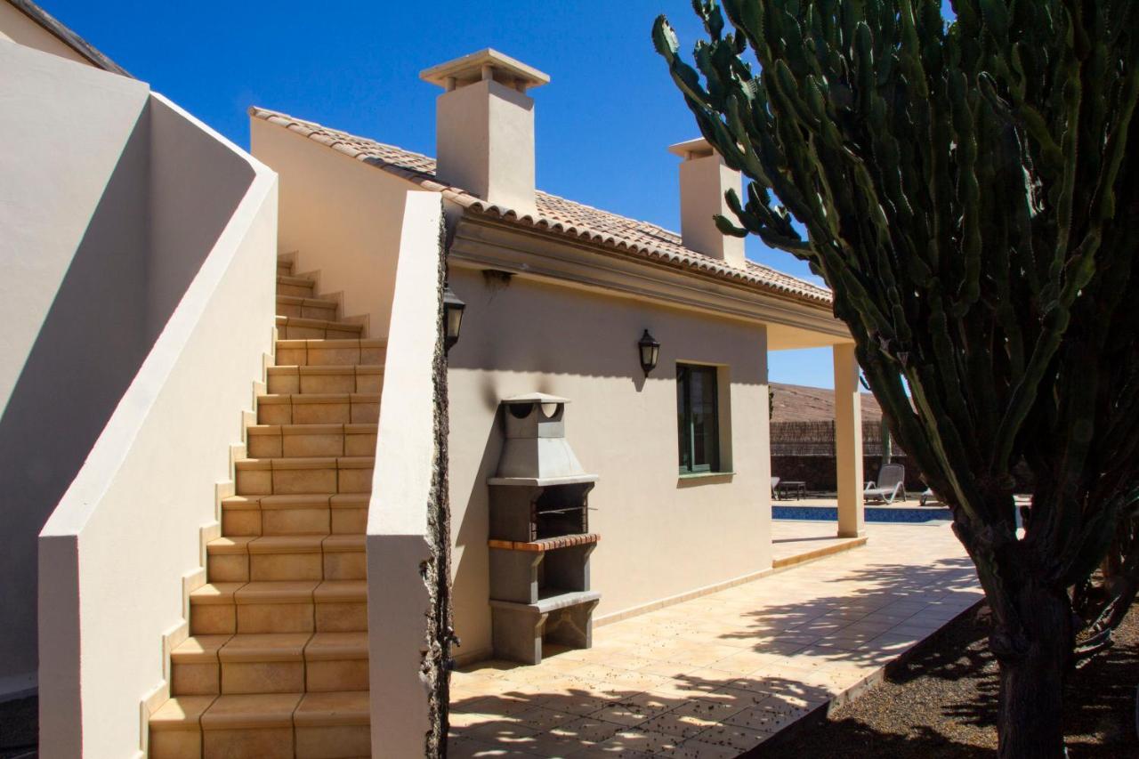 Villas Oasis Casa Vieja La Oliva Esterno foto