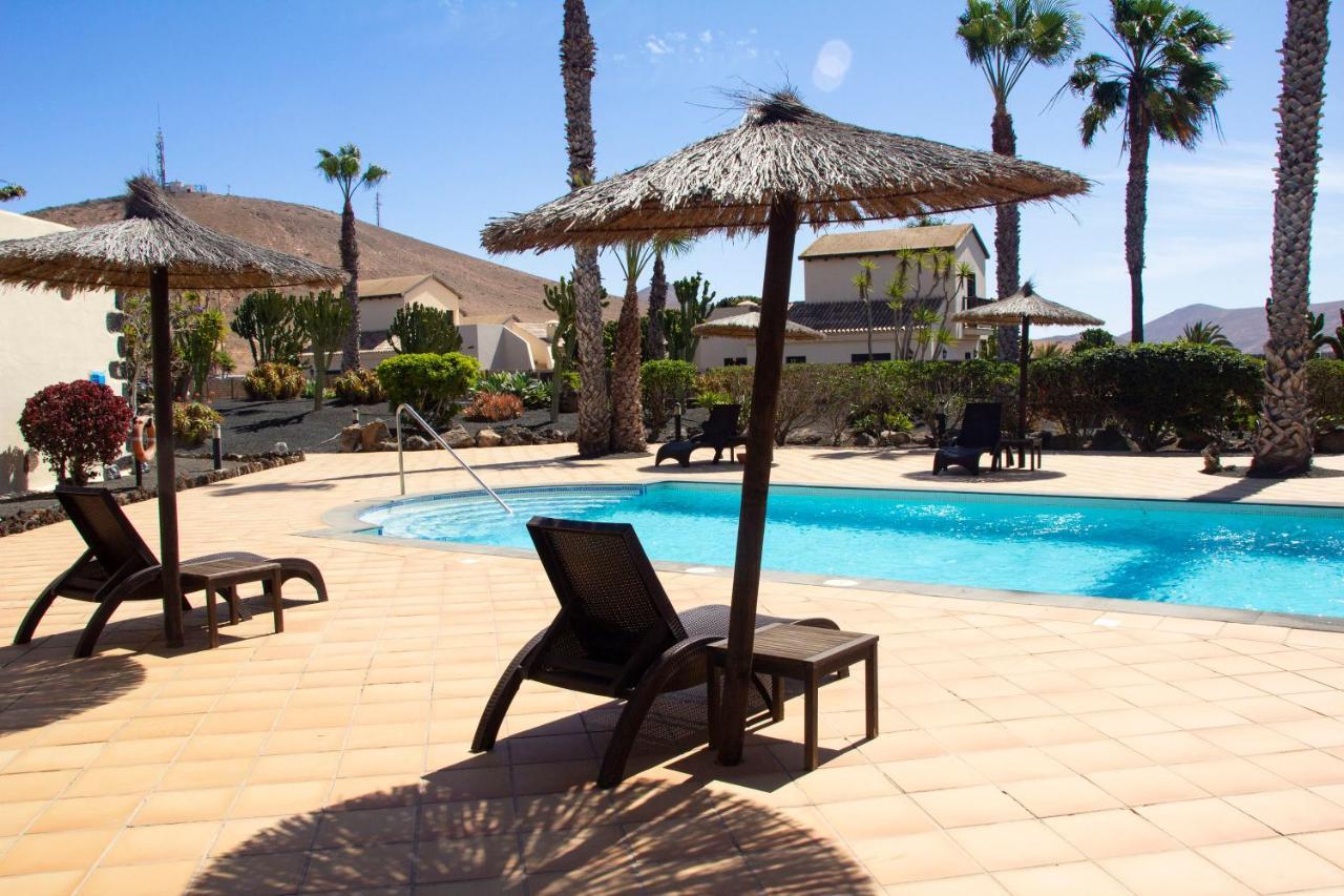Villas Oasis Casa Vieja La Oliva Esterno foto